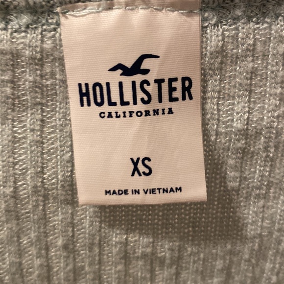 Hollister mint green long sleeved crop top - Picture 3 of 3